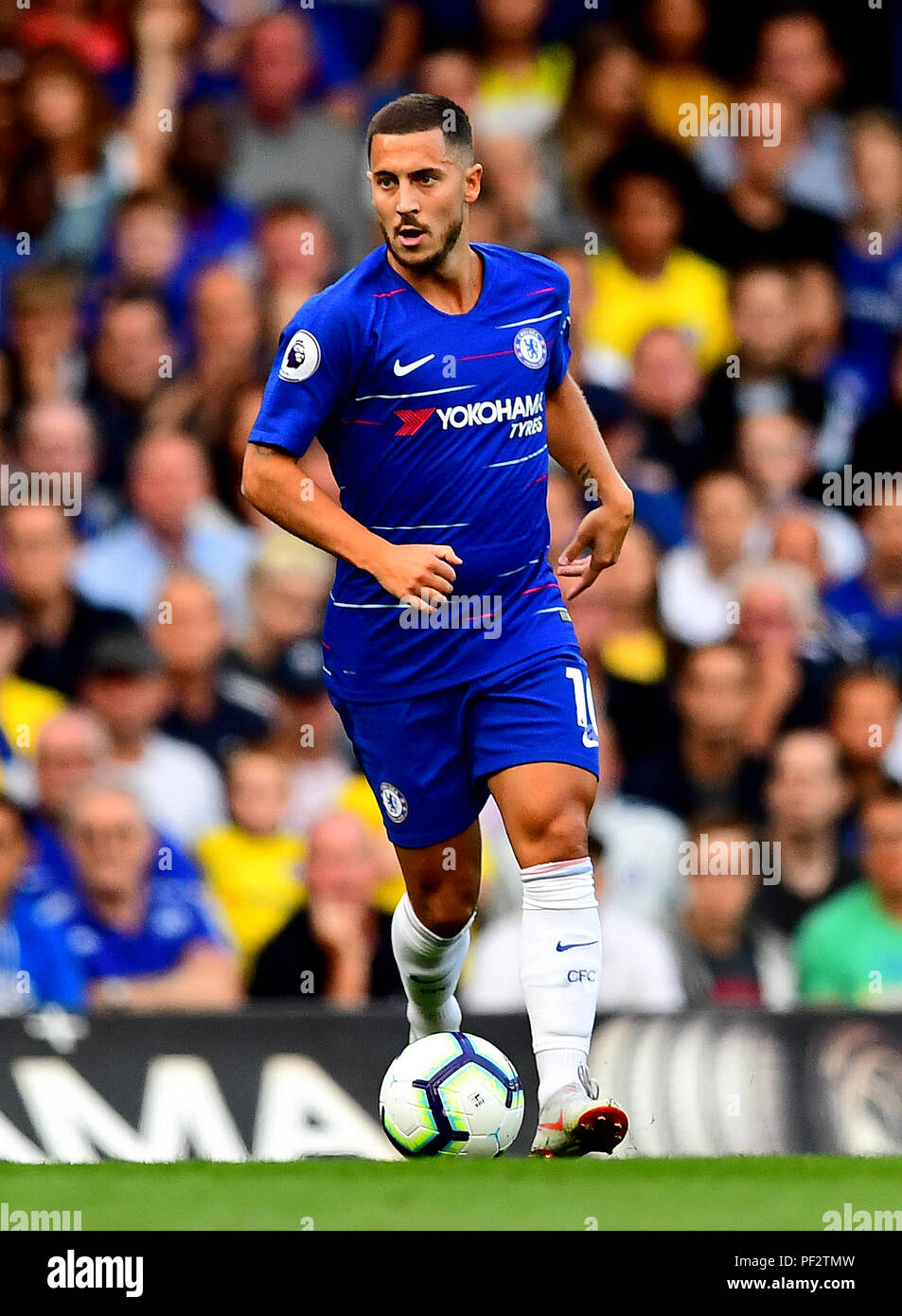Hazard Chealse Chelsea arsenal hazard hi-res stock photography and images - Alamy