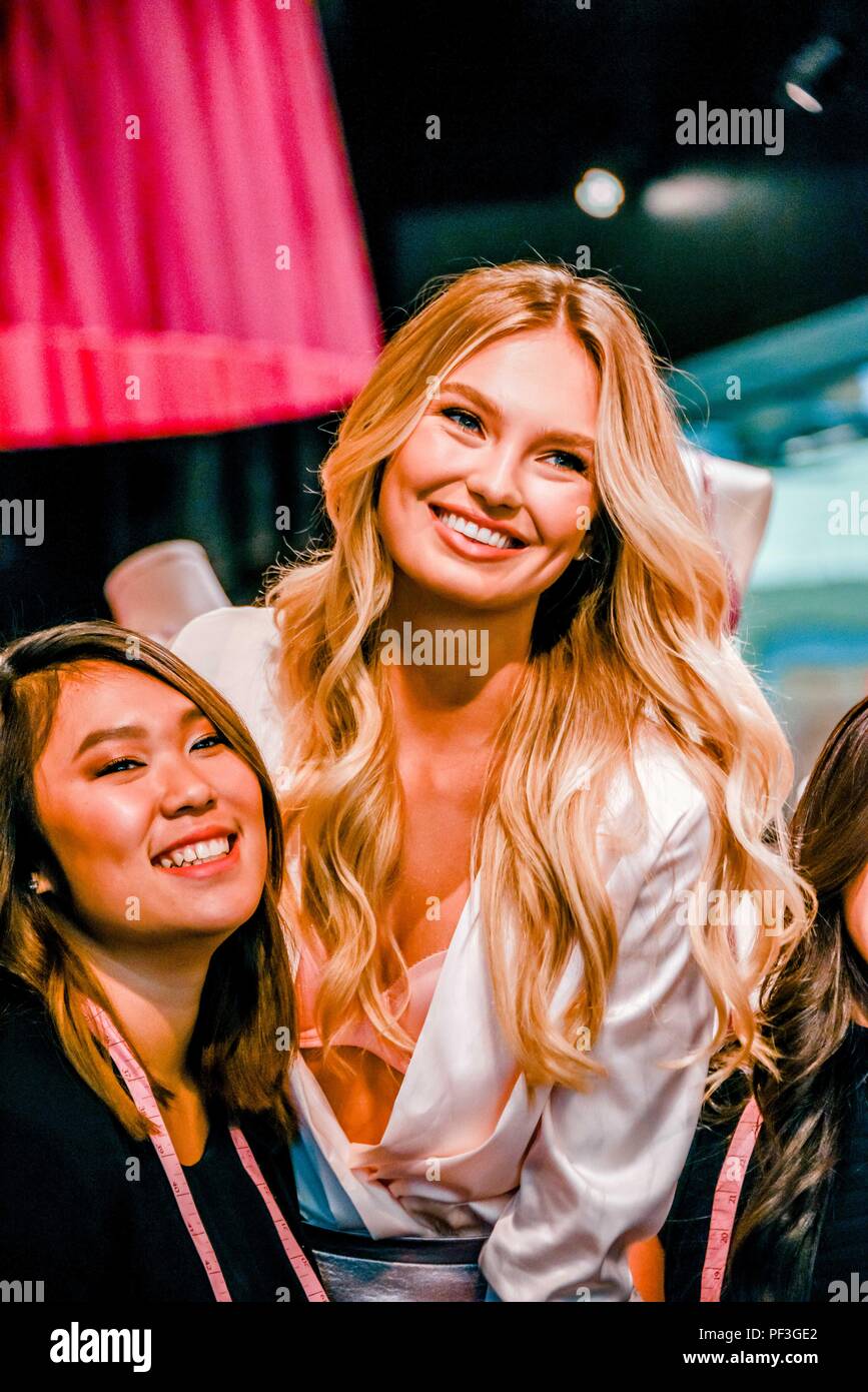 Victoria secret model supermodel hires stock photography and images