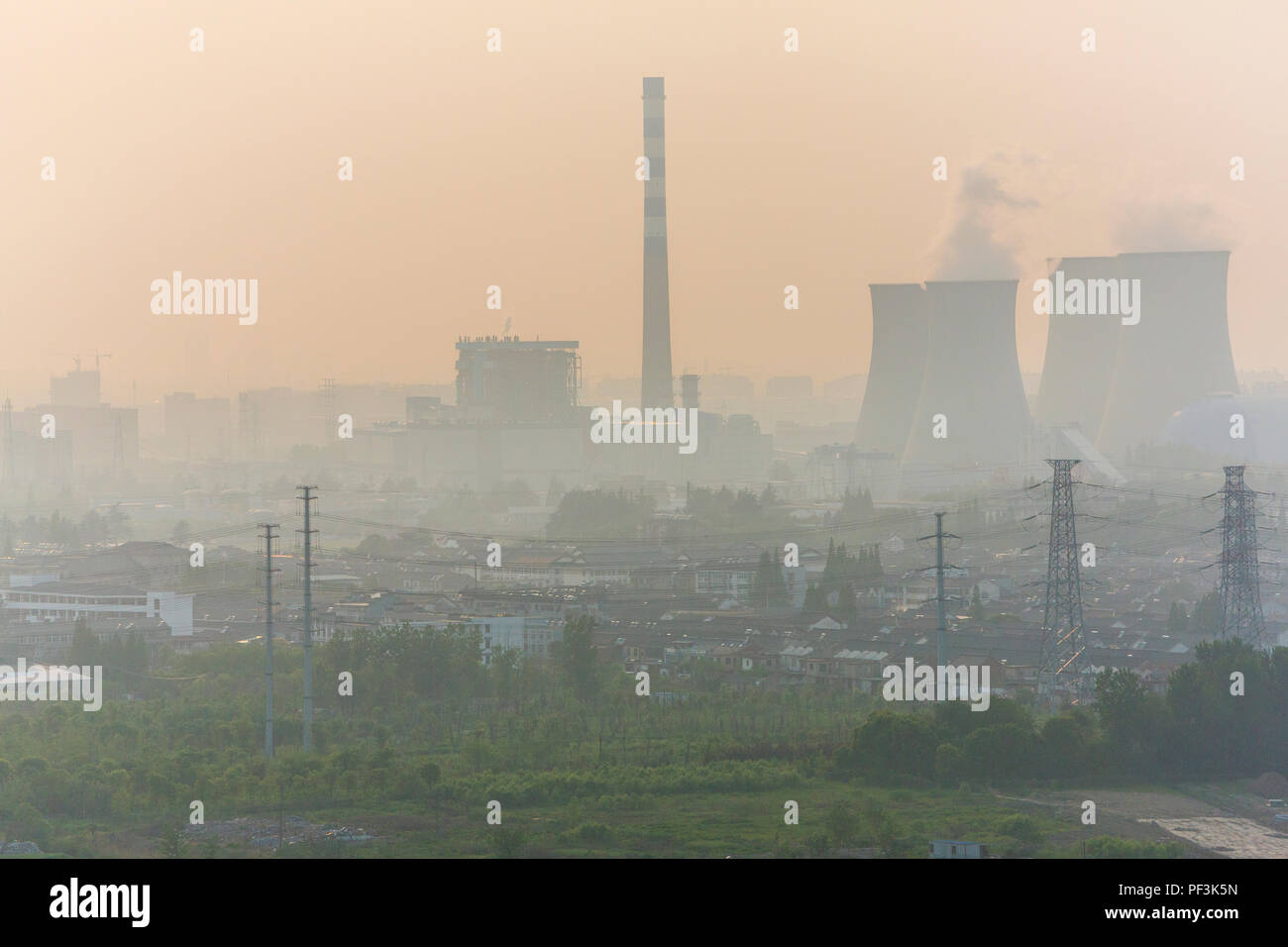 Yangzhou, Jiangsu, China.  Industrial Haze in Late Afternoon. Stock Photo