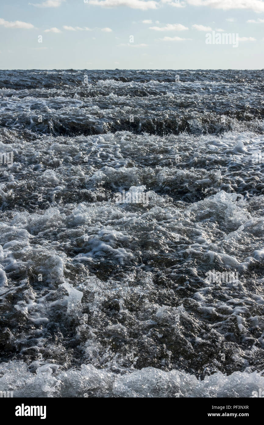 The natural phenomenon that is the ebbing tide at Montgomery Reef