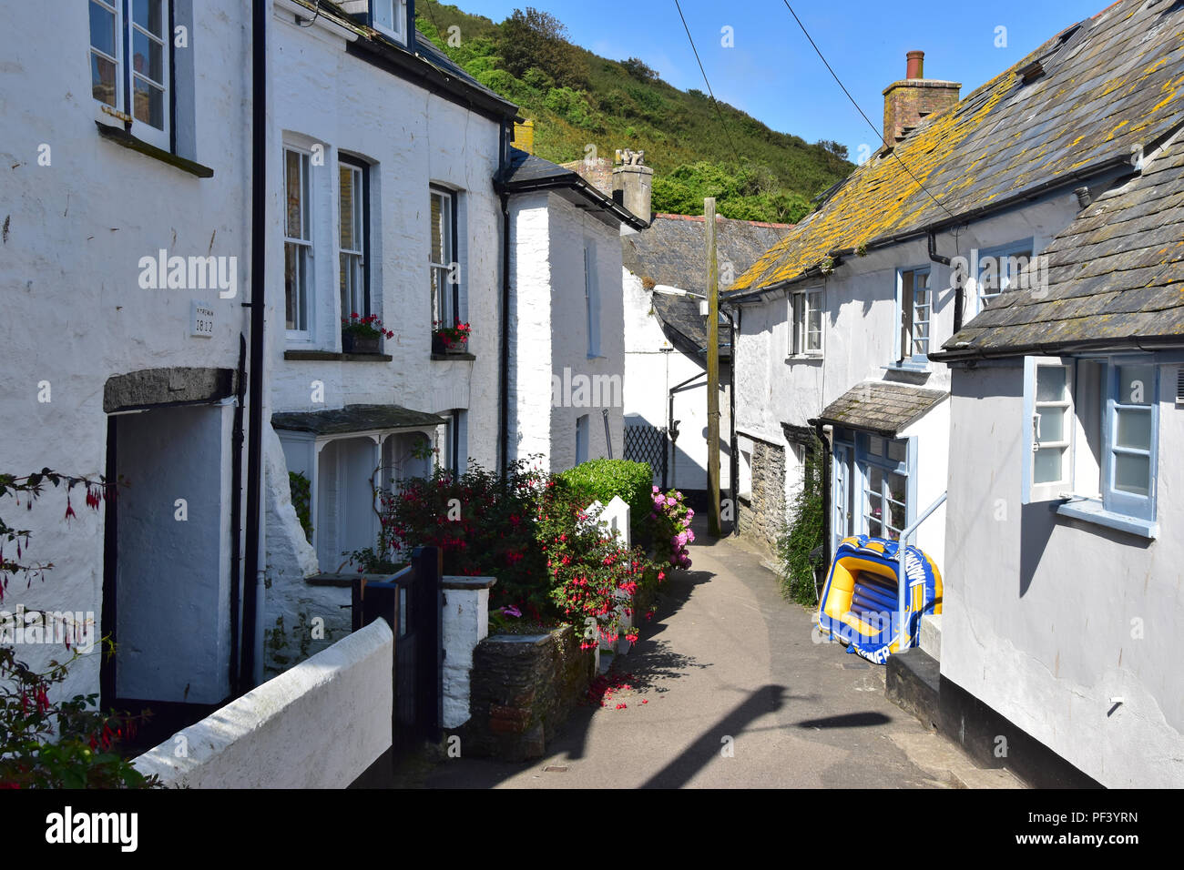 Fishermans Cottages situated in narrow streets at Port Isaac, Cornwall England Stock Photo