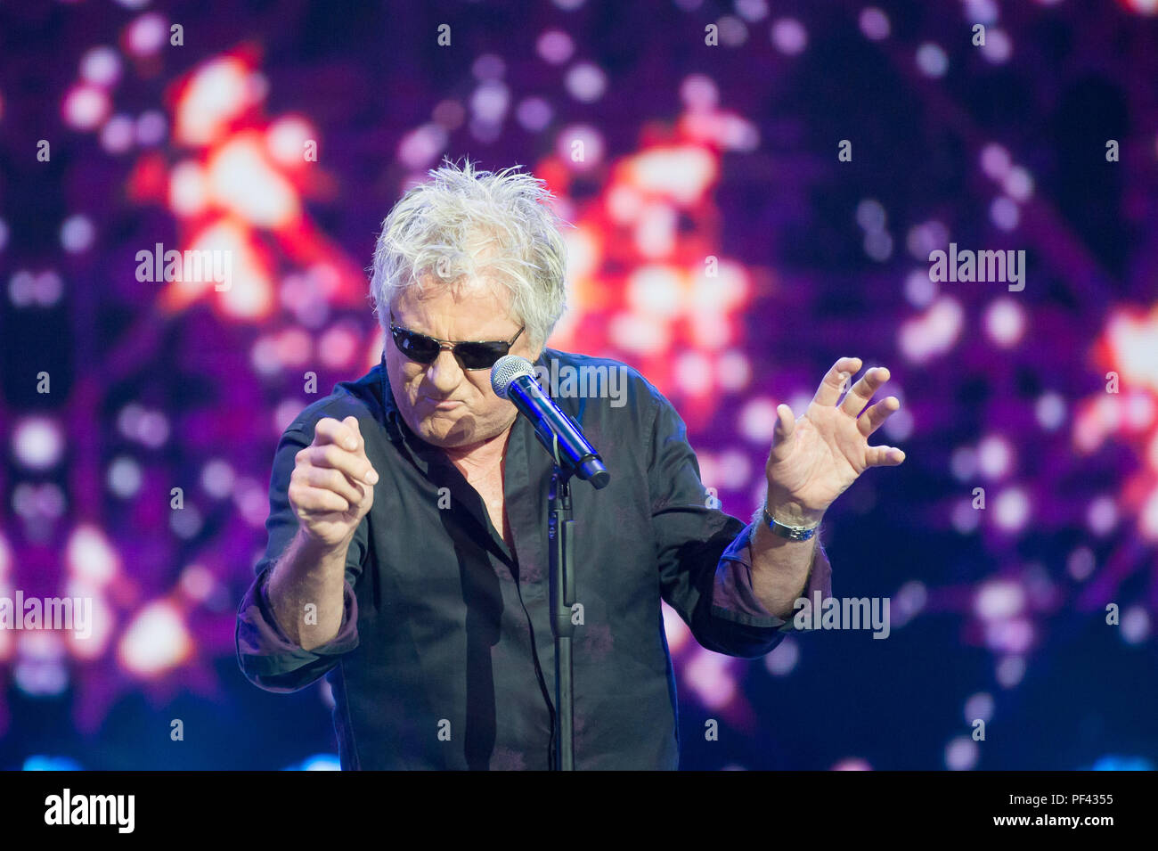 Marcel Kapteijn High Resolution Stock Photography And Images Alamy https www alamy com marcel kapteijn of ten sharp in concert at top of the top 2018 sopot festival in opera lesna forest opera in sopot poland august 14th 2018 wojci image215834561 html