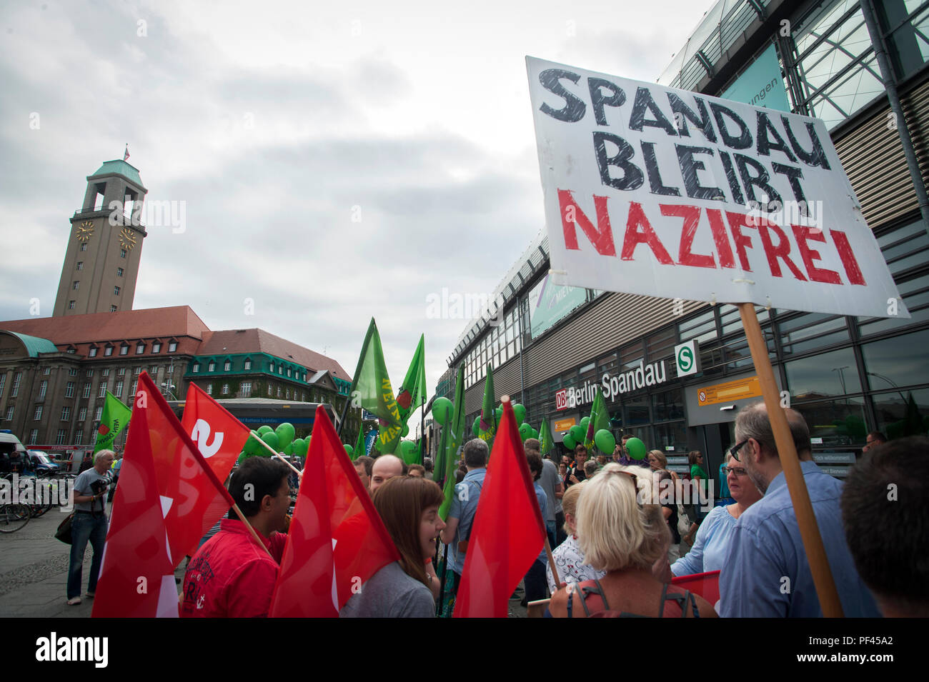 Greens, SPD, Die Linke and associated Churches and Trade Unions protest against 'The Hess March' by the far right through Spandau, Berlin. Stock Photo