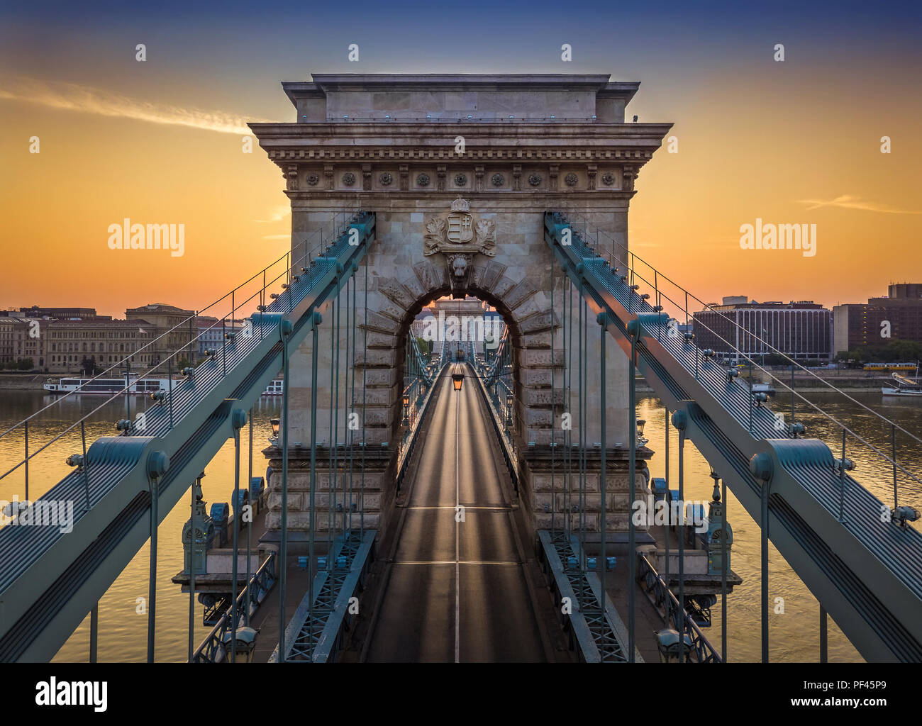 Budapest, Hungary - The world famous Szechenyi Chain Bridge at sunrise Stock Photo