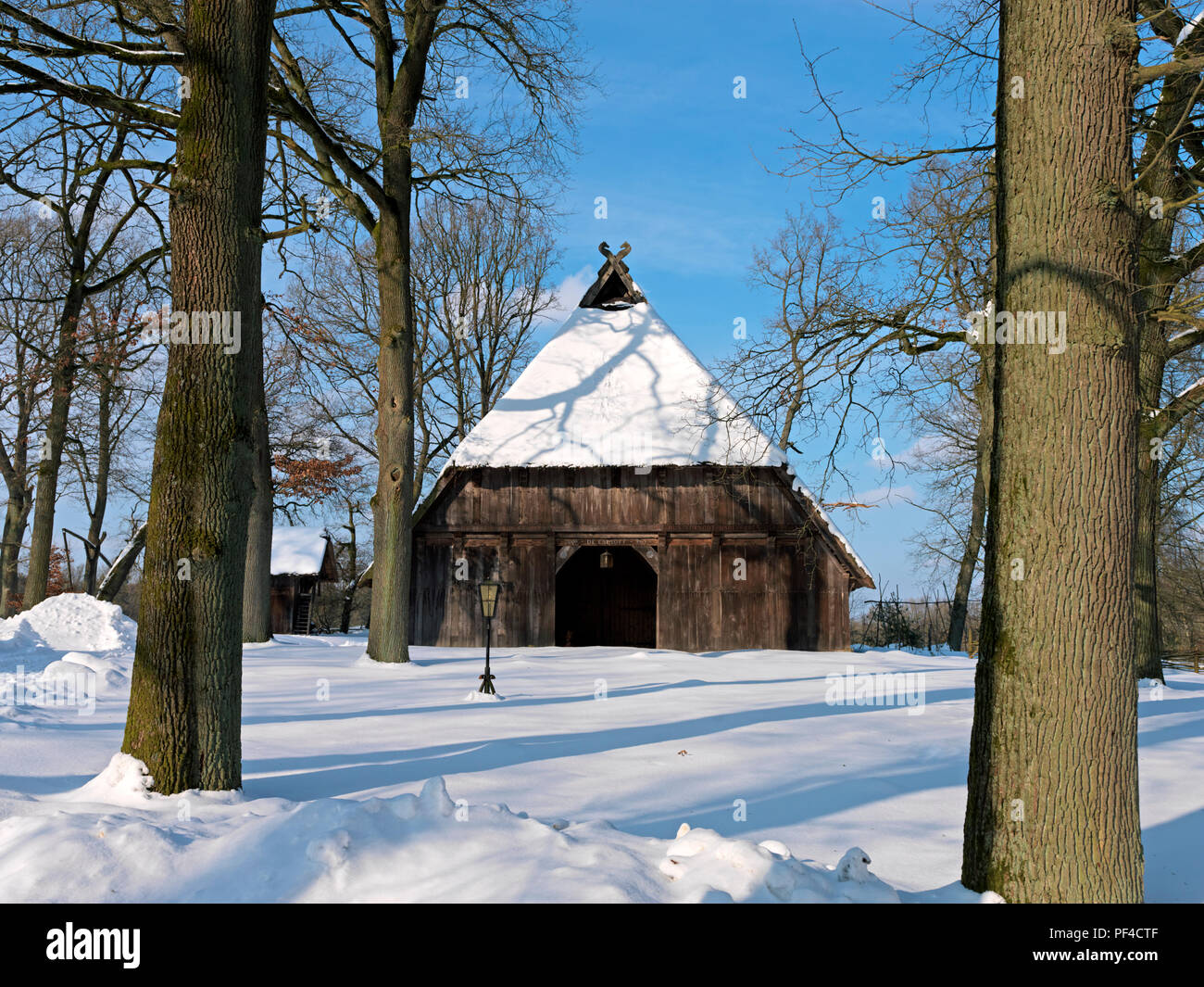 Naturpark Lüneburger Heide, Winter, Emhof, Wilsede, Gemeinde Bispingen, Landkreis Soltau-Fallingbostel, Niedersachsen, Germany | Nature reserve park L Stock Photo