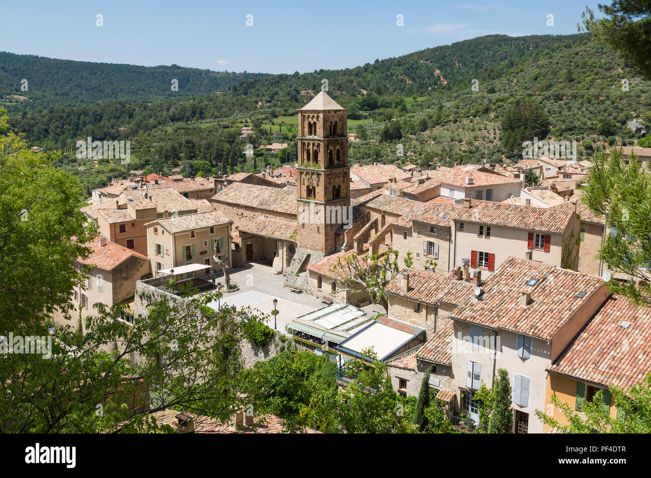 Center of Moustiers-Sainte-Marie in the region Alpes-de-Haute-Provence, France Stock Photo