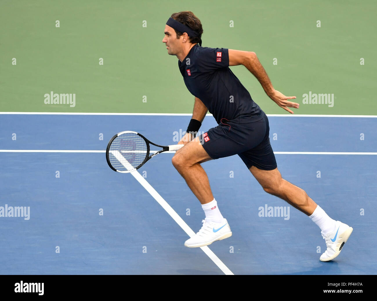 Ohio, USA. 18 August 2018.  Roger Federer (SUI) defeated David Goffin (ESP) 7-6, 1-1, when Goffin retired at the Western & Southern Open being played at Lindner Family Tennis Center in Mason, Ohio. © Leslie Billman/Tennisclix/CSM Credit: Cal Sport Media/Alamy Live News Stock Photo