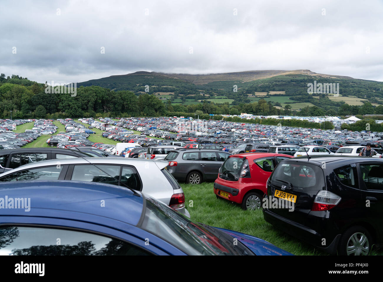Car park dance music hi-res stock photography and images - Alamy