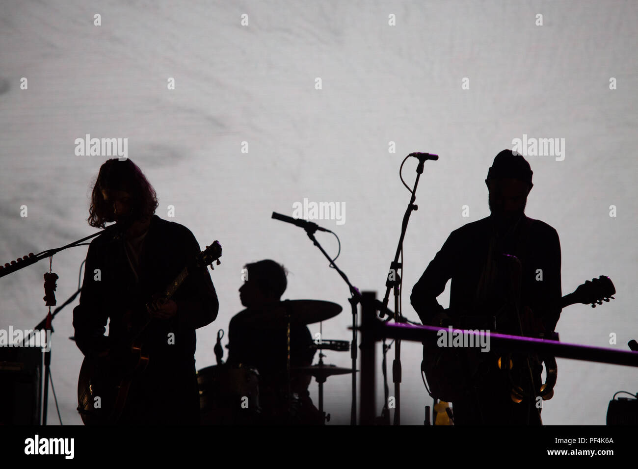 FLEET FOXES, CONCERT, 2018: American indie folk band Fleet Foxes headline on the main Mountain Stage on Day Two of the Green Man Festival in Glanusk Park, Brecon, Wales, UK on 18 August 2018. Photo: Rob Watkins.  INFO: Fleet Foxes, an American indie folk band, mesmerizes listeners with their lush harmonies and intricate instrumentation. Albums like 'Fleet Foxes' and 'Helplessness Blues' showcase their ethereal sound, blending elements of folk, rock, and baroque pop to create captivating and introspective music. Stock Photo