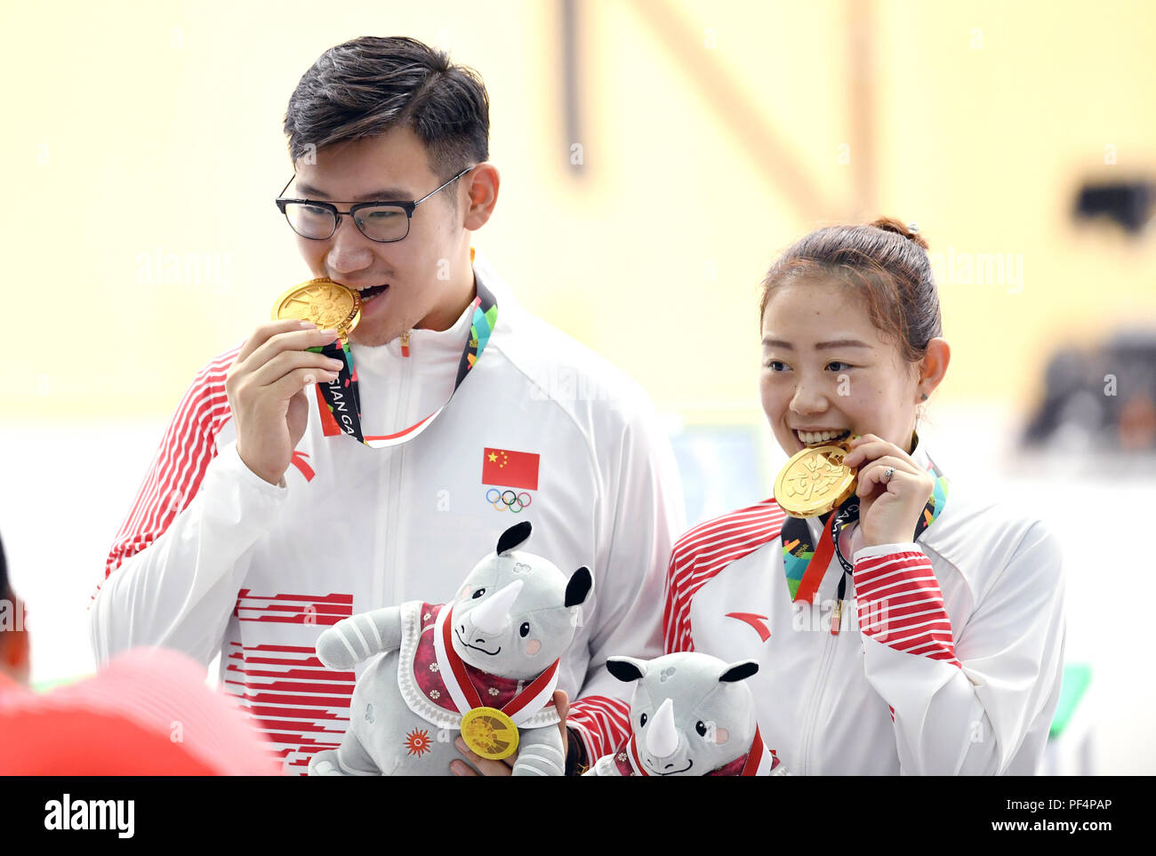 Palembang. 19th Aug, 2018. Wu Jiayu (L)/Ji Xiaojing of China pose for ...