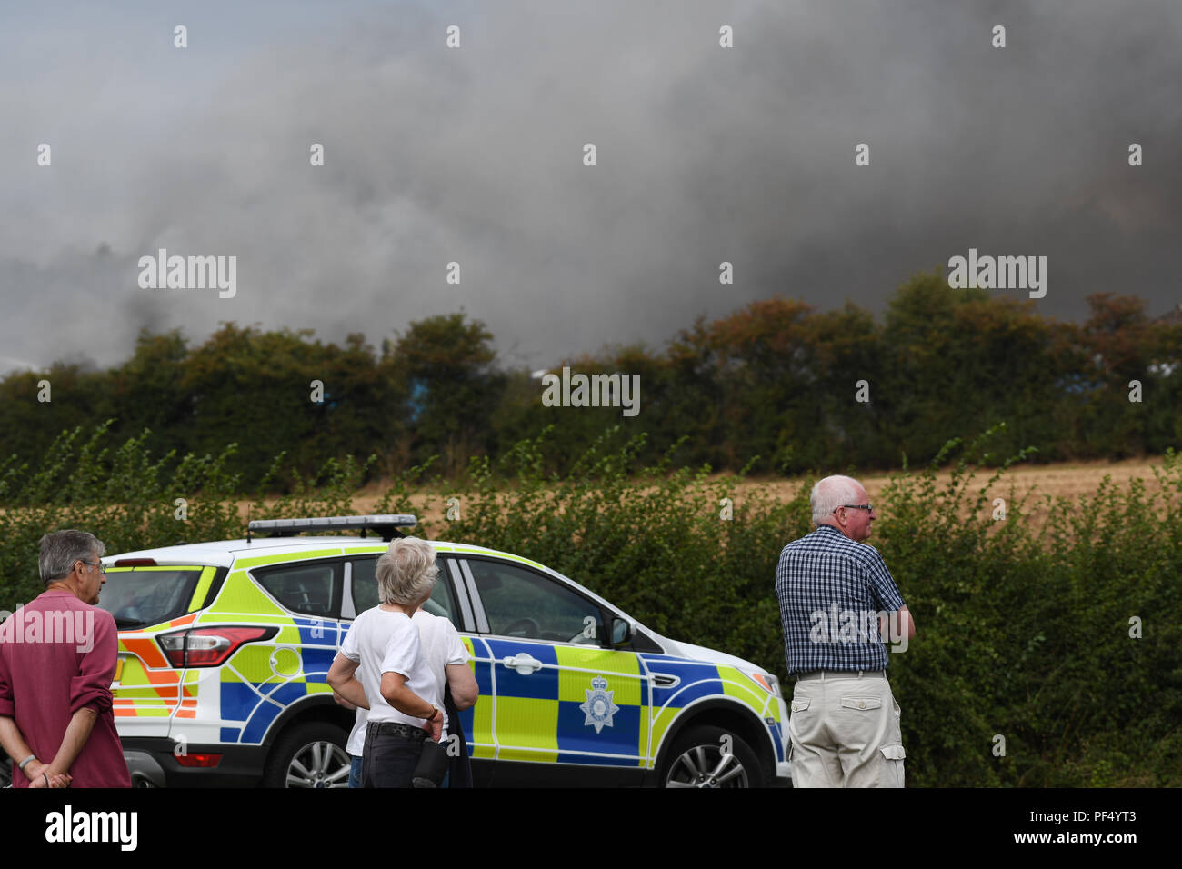 Sutton Bonington, Nottinghamshire, UK. 19 August 2018.  Firefighters from across the east midlands attended a  large fire on the hathernware industrial estate which also saw the closure of the nearby midland mainline.  ©mark severn/alamy live news Stock Photo