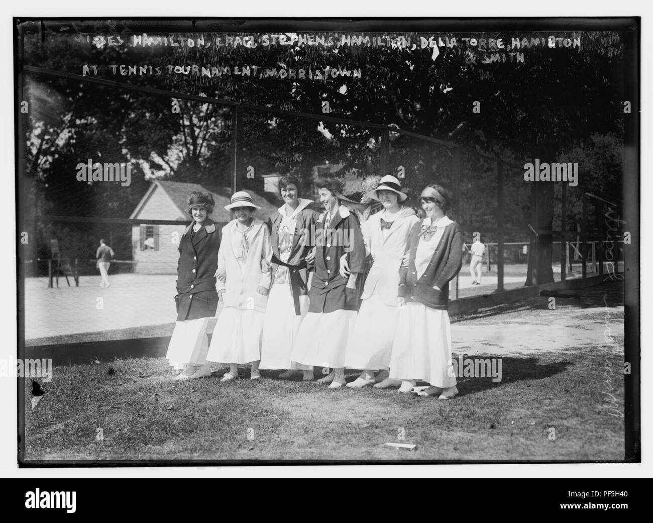 At tennis tournament, Morristown - Misses Hamilton, Crag, Stephens, Hamilton, (Gertrude) Della Torre, Hamilton and Smith Stock Photo
