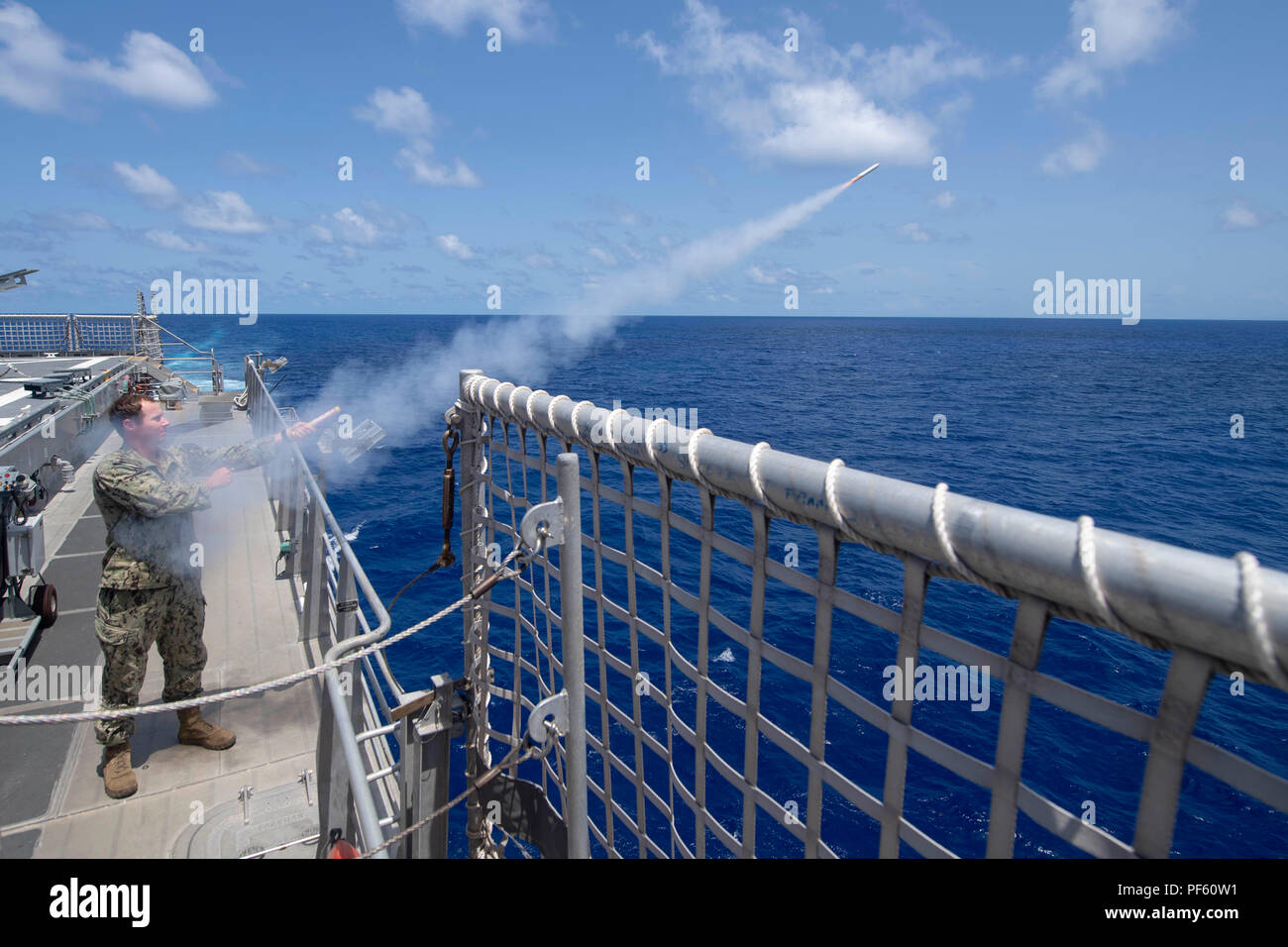 Rocket parachute flare hires stock photography and images Alamy
