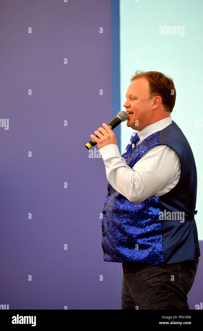 Justin Fletcher a children's television presenter and actor on the BBC pre-school television ch Stock Photo