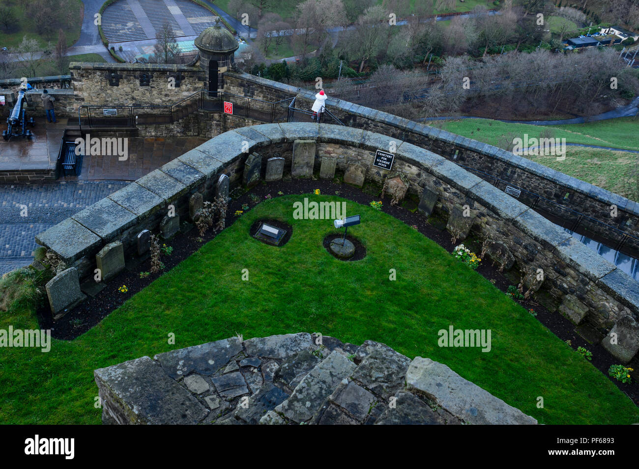 Dog cemetery edinburgh castle hires stock photography and images Alamy