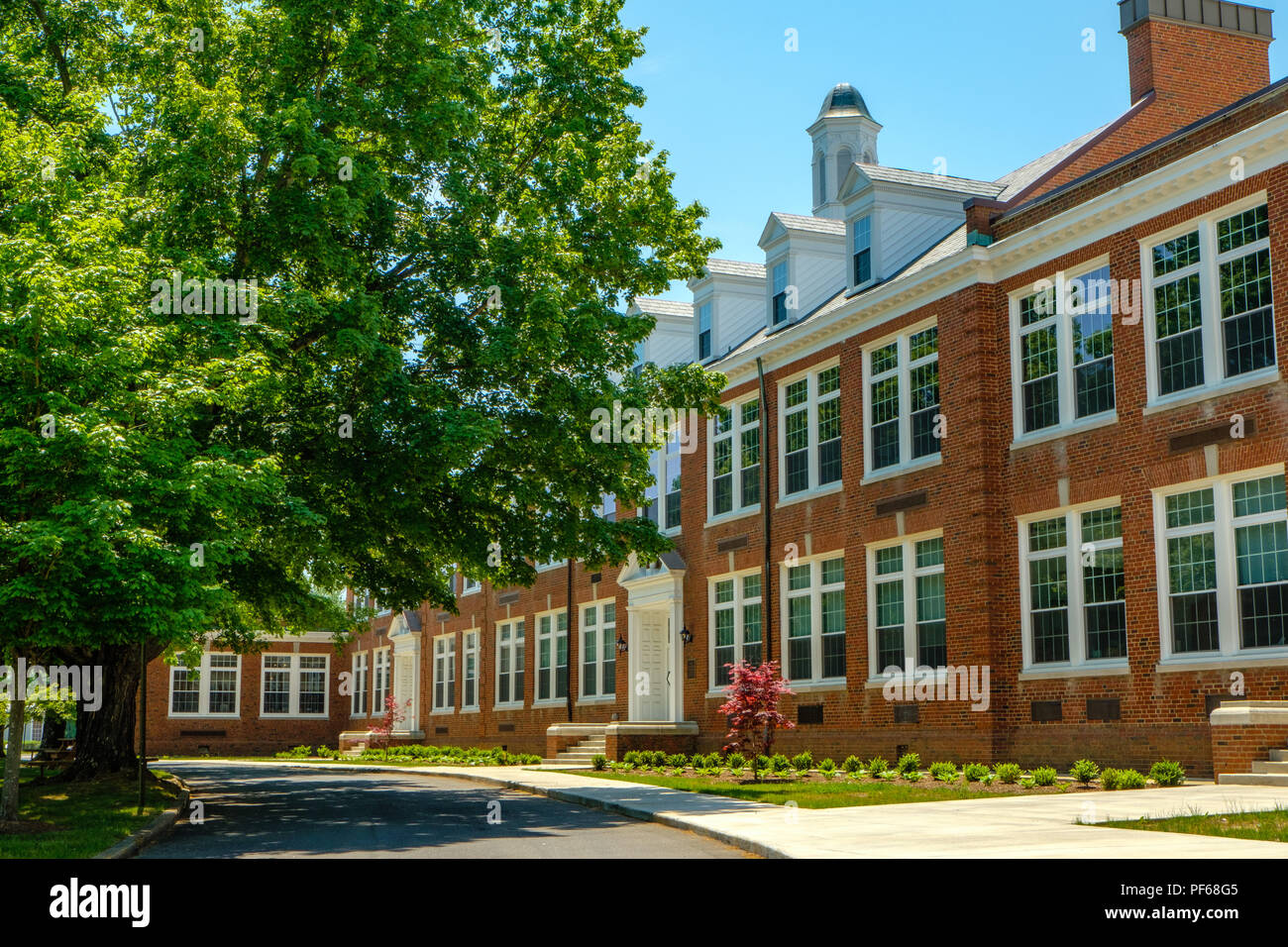 Central rappahannock regional library hi-res stock photography and ...