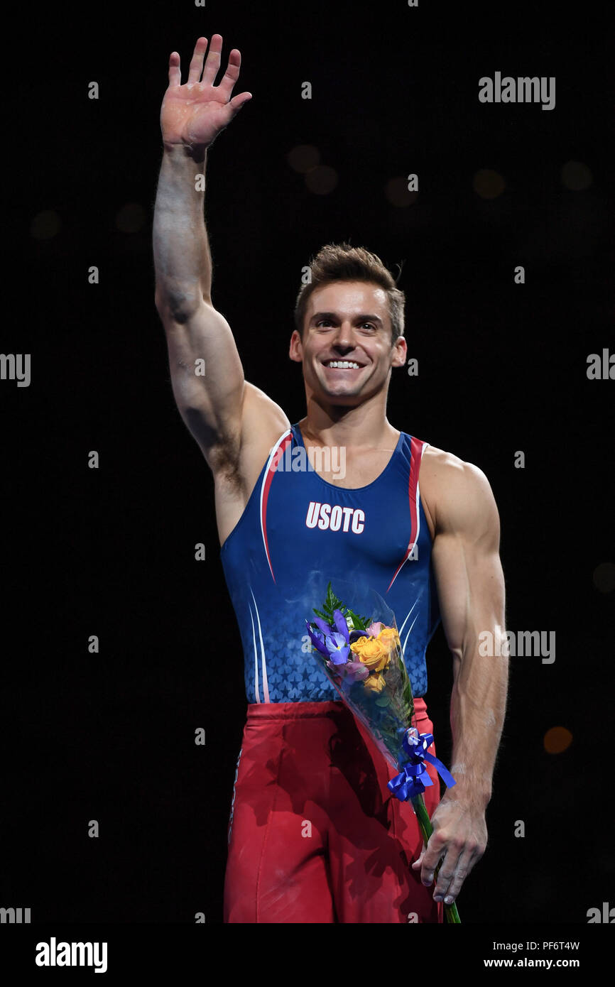 Boston, Massachussetts, USA. 18th Aug, 2018. SAM MIKUAK waves to the crowd after being named the All-around champion following the competition held at TD Garden in Boston, Massachusetts. Credit: Amy Sanderson/ZUMA Wire/Alamy Live News Stock Photo