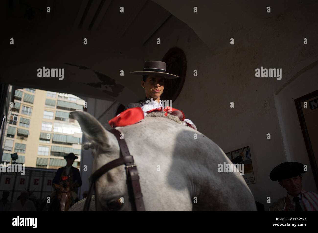 Start of bullfight hires stock photography and images Alamy