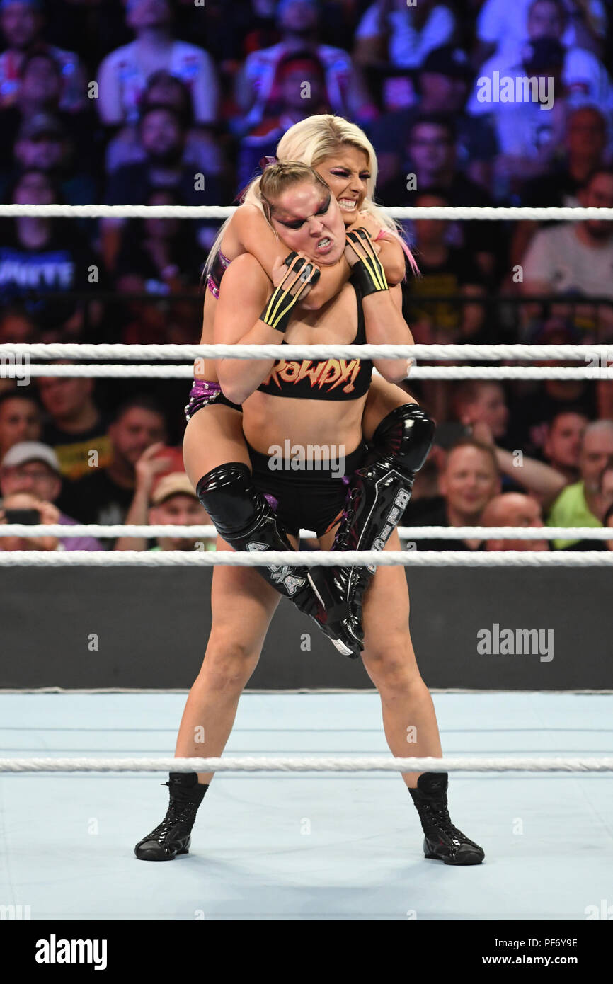 Brooklyn, NY, USA. 19th Aug, 2018. Alexa Bliss and Ronda Rousey wrestle for  the RAW Women's Championship Title at WWE SummerSlam 2018 at The Barclays  Center in Brooklyn, New York City on