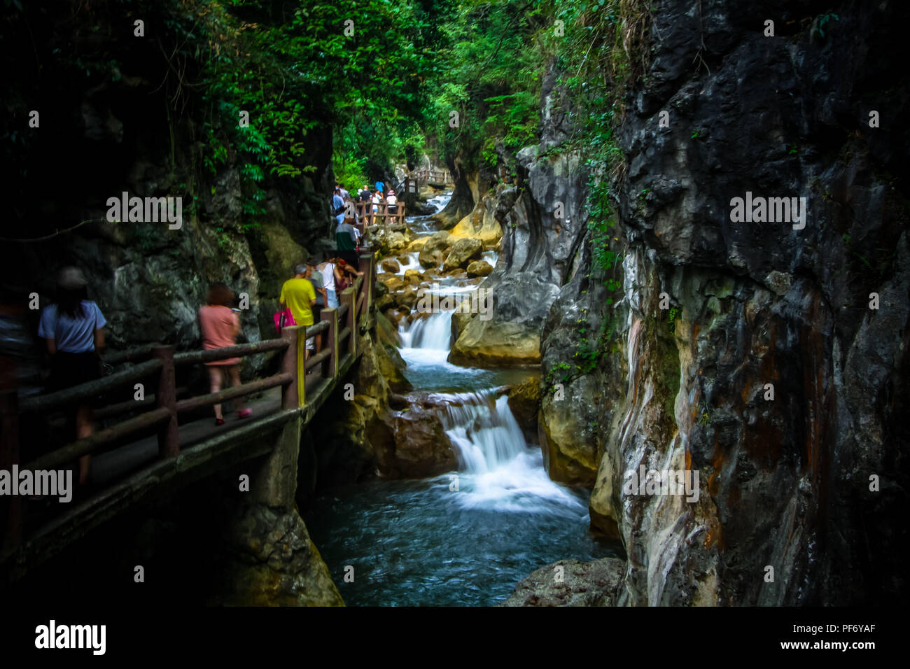 Huaying, Huaying, China. 20th Aug, 2018. Huaying, CHINA-Scenery of ...