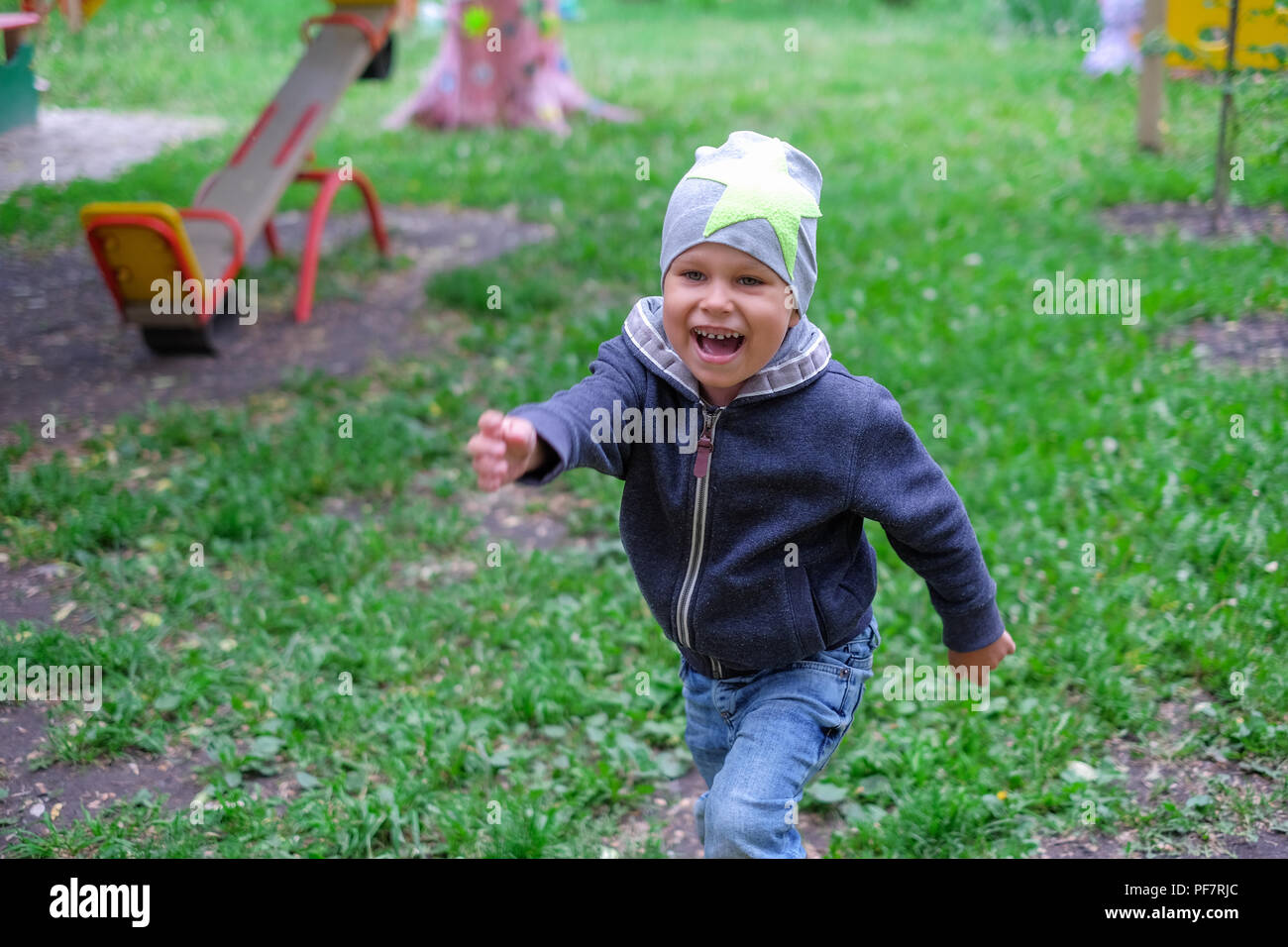 Child outdoor play hi-res stock photography and images - Alamy
