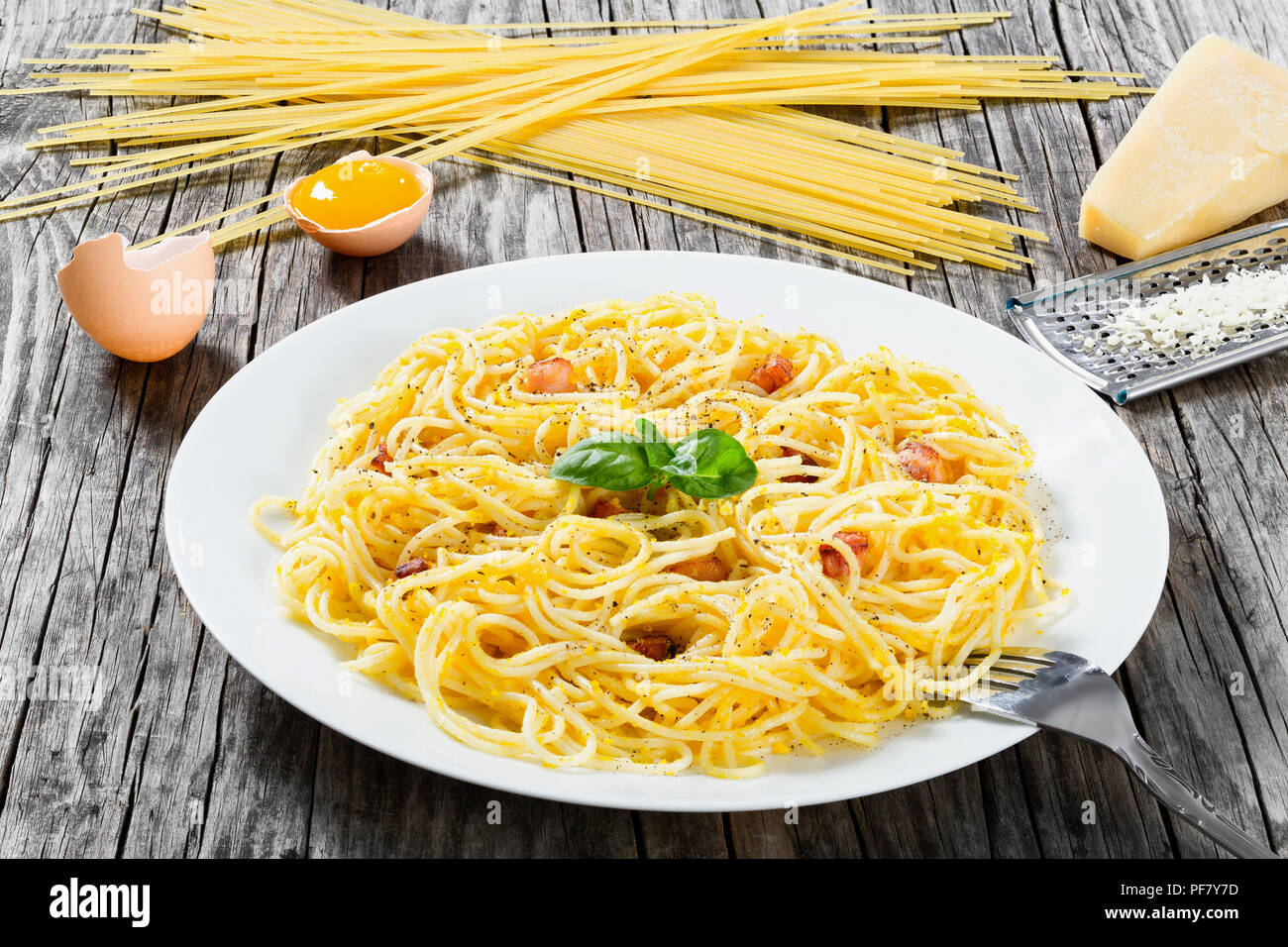 Spaghetti Carbonara Basil Eggs Yolk Grated Parmesan Cheese Bacon