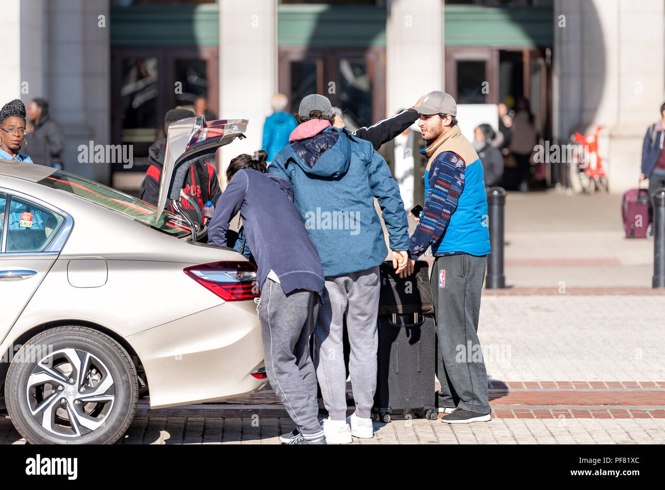 Station luggage storage hires stock photography and images Alamy