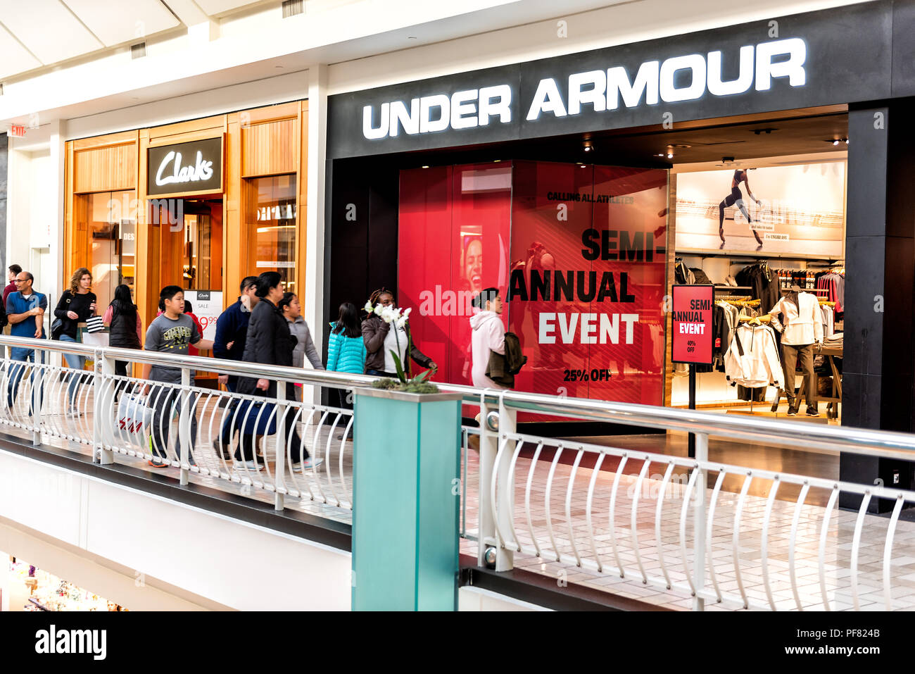 Under armour store hi-res stock photography and images - Alamy