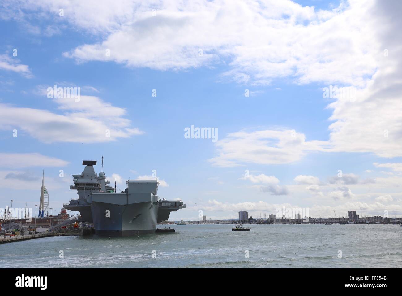 HMS queen Elizabeth Stock Photo