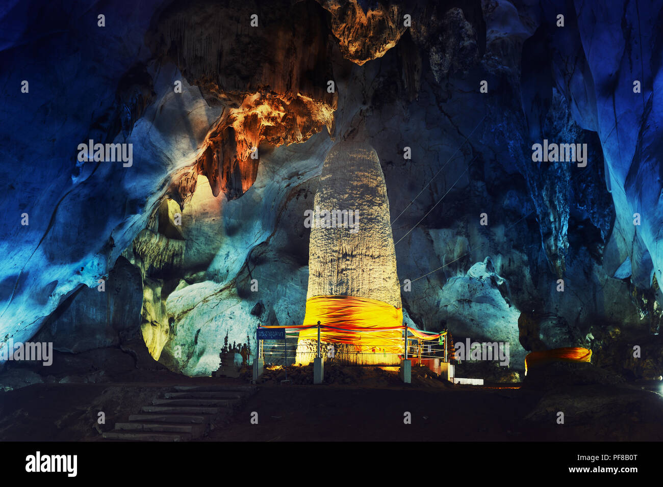 One of the largest and most beautiful underground caves in Asia. Big