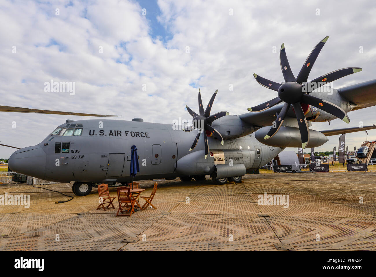 Eight blade propeller hires stock photography and images Alamy