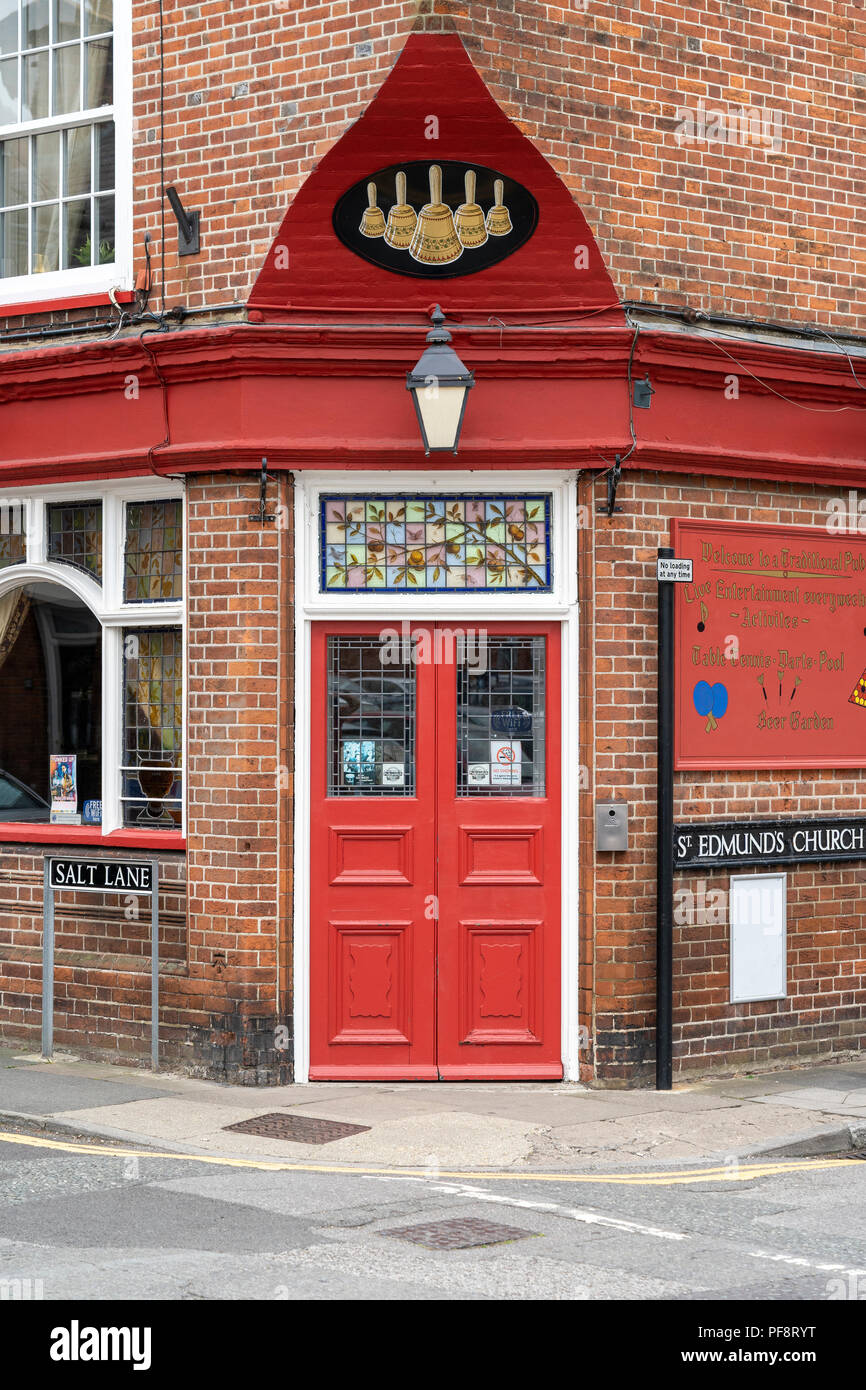 Entrance to the Five Bells public house Salisbury UK Stock Photo