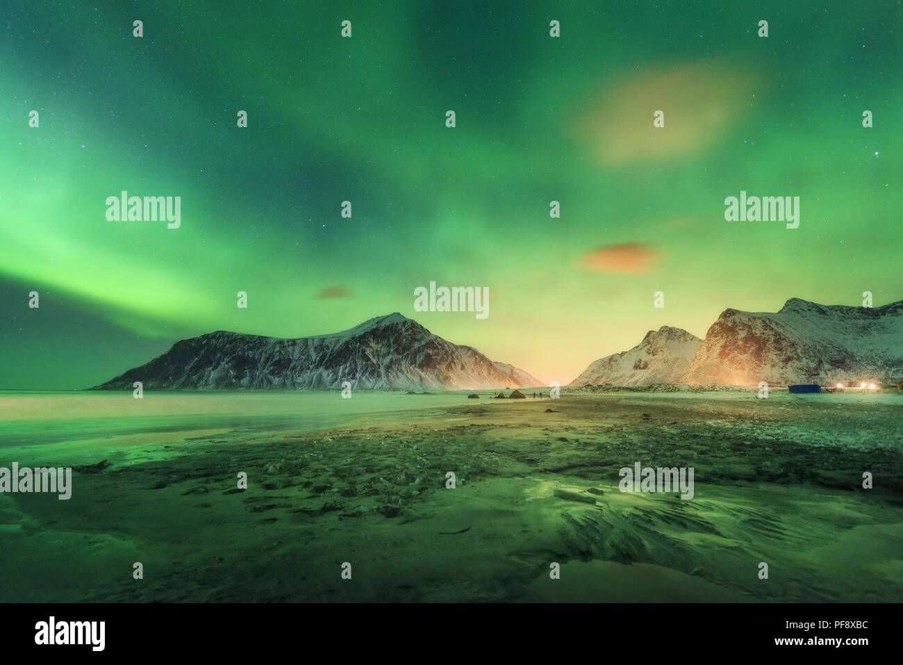 Northern lights in Lofoten islands, Norway. Green Aurora borealis ...
