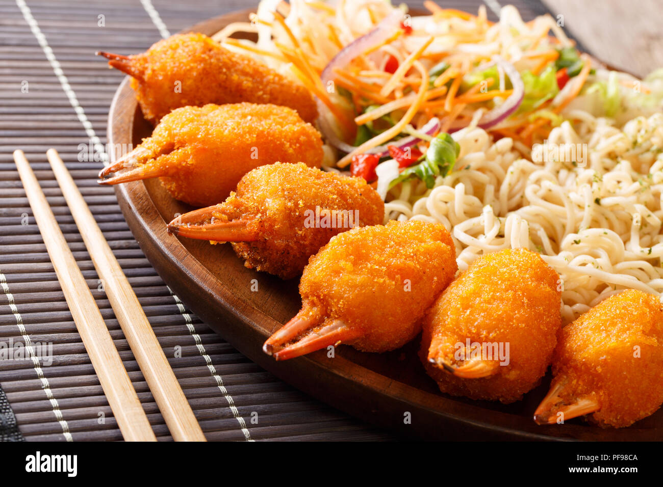 Deep fry stuffed crab hires stock photography and images Alamy