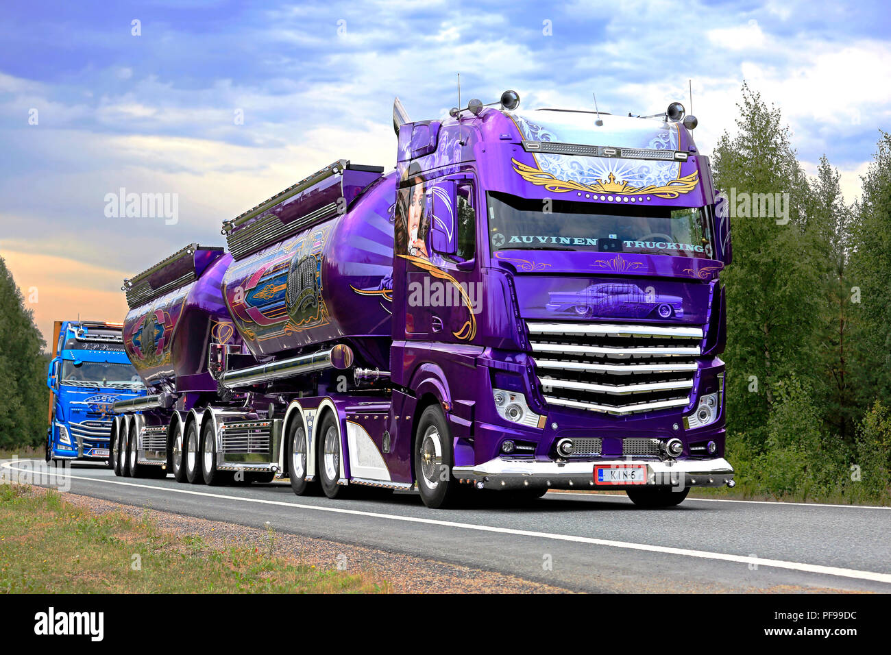 LEMPAALA, FINLAND - AUGUST 9, 2018: Super Truck Mercedes-Benz Actros Lowrider of Kuljetus Auvinen Oy in truck convoy to Power Truck Show 2018, Finland Stock Photo