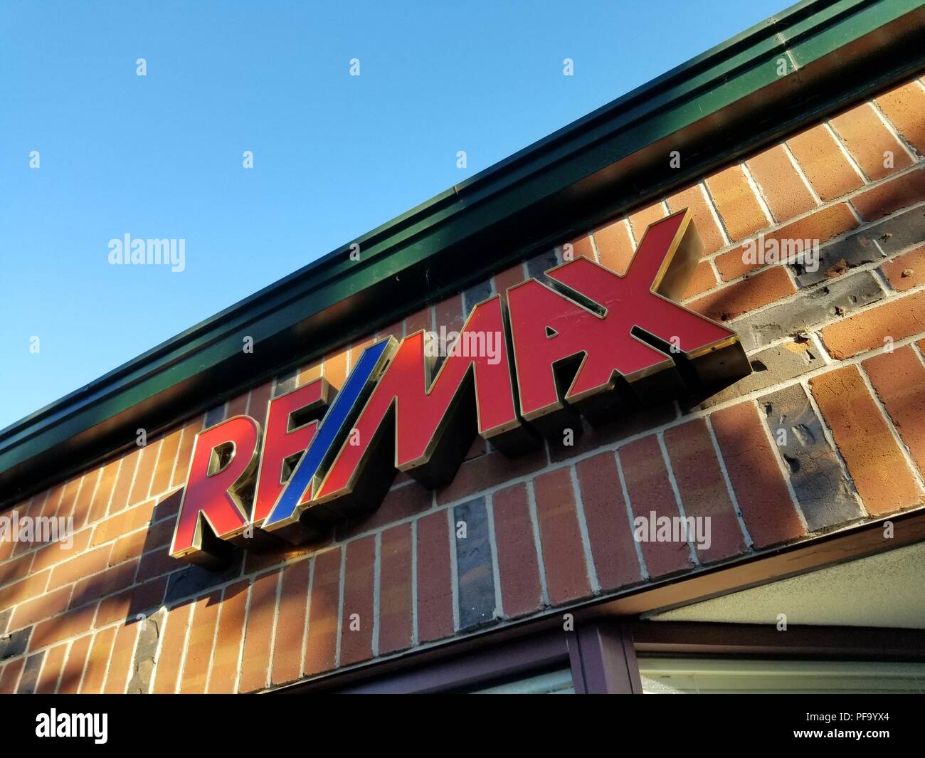 Remax hires stock photography and images Alamy
