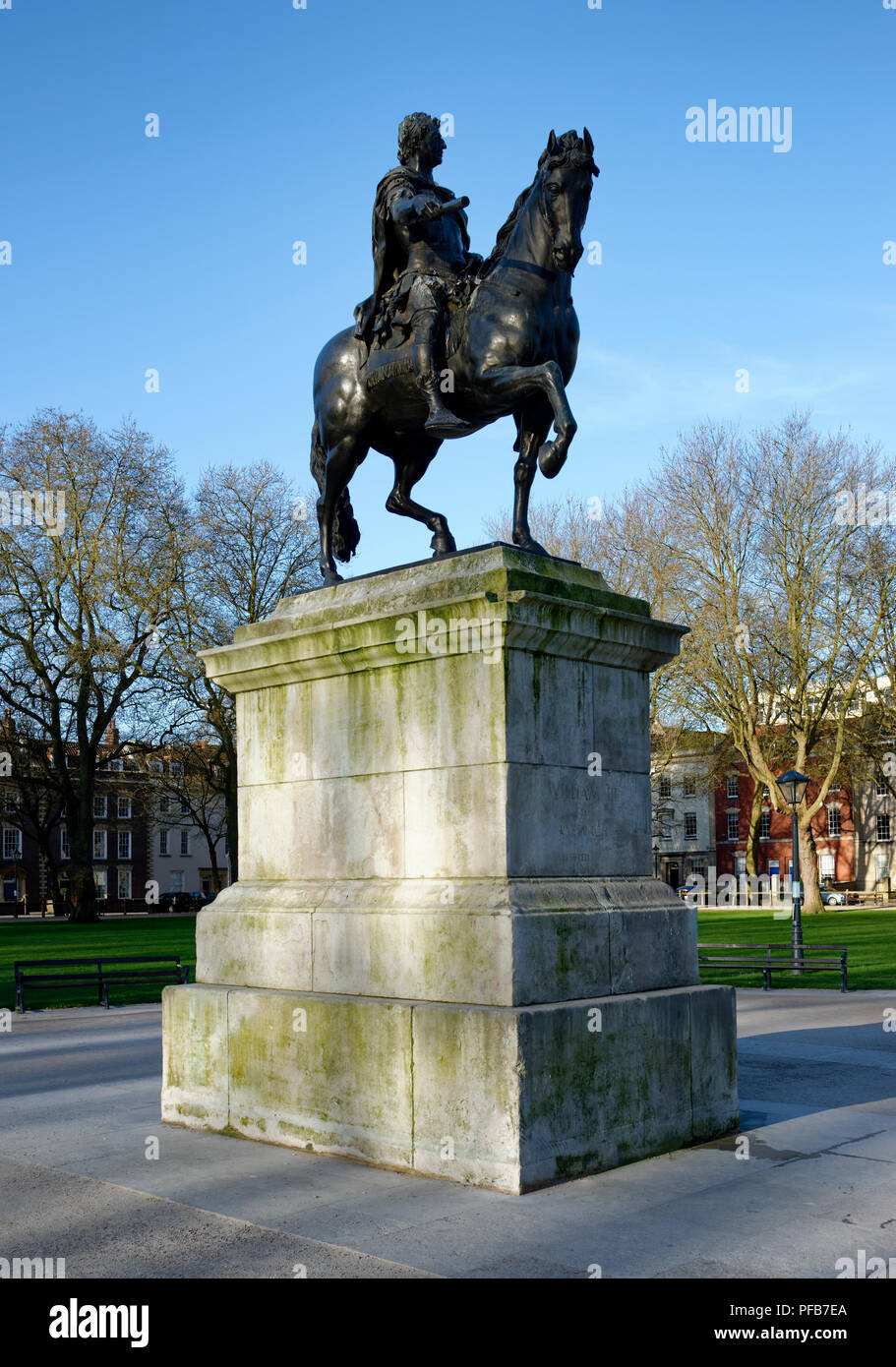 1736 William III statue by John Michael Rysbrack Queen Square, Bristol
