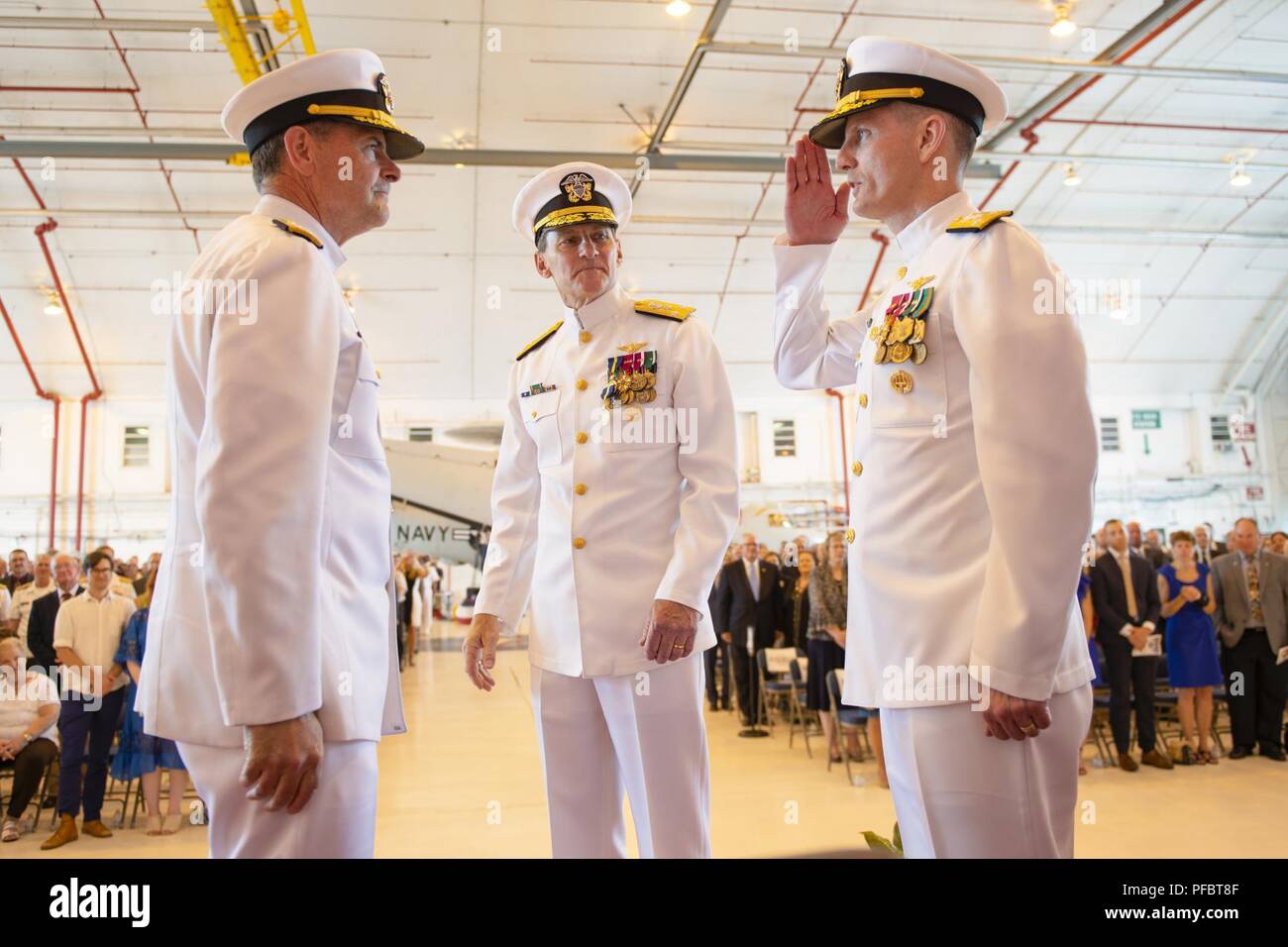 AIR STATION PATUXENT RIVER, Md. (May 31, 2018) Vice Adm. G. Dean Peters, commander of Naval Air Systems Command, reports to Chief of Naval Operations Adm. Bill Moran following a change of command ceremony May 31, 2018 at Naval Air Station Patuxent River, Md. Stock Photo