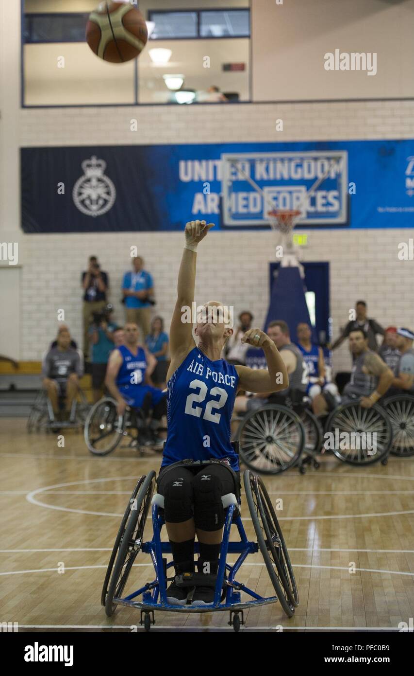 U S Air Force Veteran Kristen Morris Attempts A Technical Free