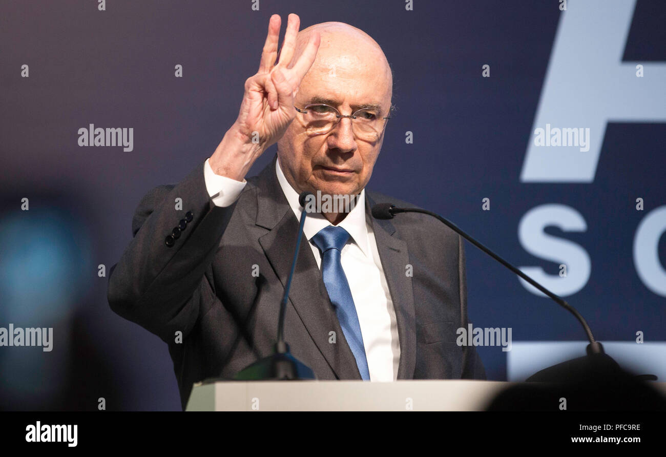 SÃO PAULO, SP - 20.08.2018: CANDIDATOS DISCUTEM TECNOLOGIA EM SP - Candidate for the presidency by the MDB, Henrique Meirelles participated of forum in the south zone of the São Paulo capital on the night of this Monday (20). At the time, the presidential candidates debated the role of technology in their plans for government. (Photo: Bruno Rocha/Fotoarena) Stock Photo