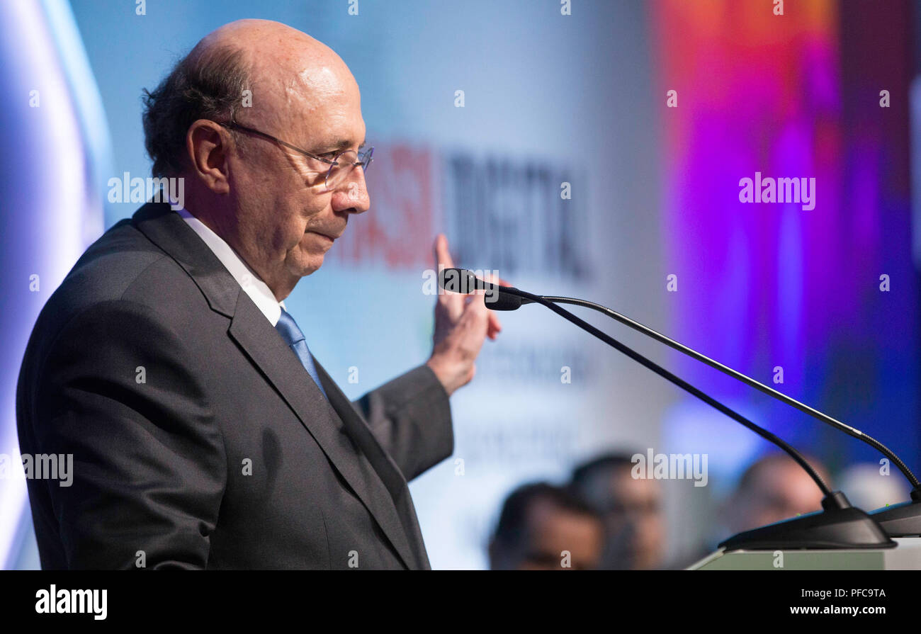 SÃO PAULO, SP - 20.08.2018: CANDIDATOS DISCUTEM TECNOLOGIA EM SP - Candidate for the presidency by the MDB, Henrique Meirelles participated of forum in the south zone of the São Paulo capital on the night of this Monday (20). At the time, the presidential candidates debated the role of technology in their plans for government. (Photo: Bruno Rocha/Fotoarena) Stock Photo