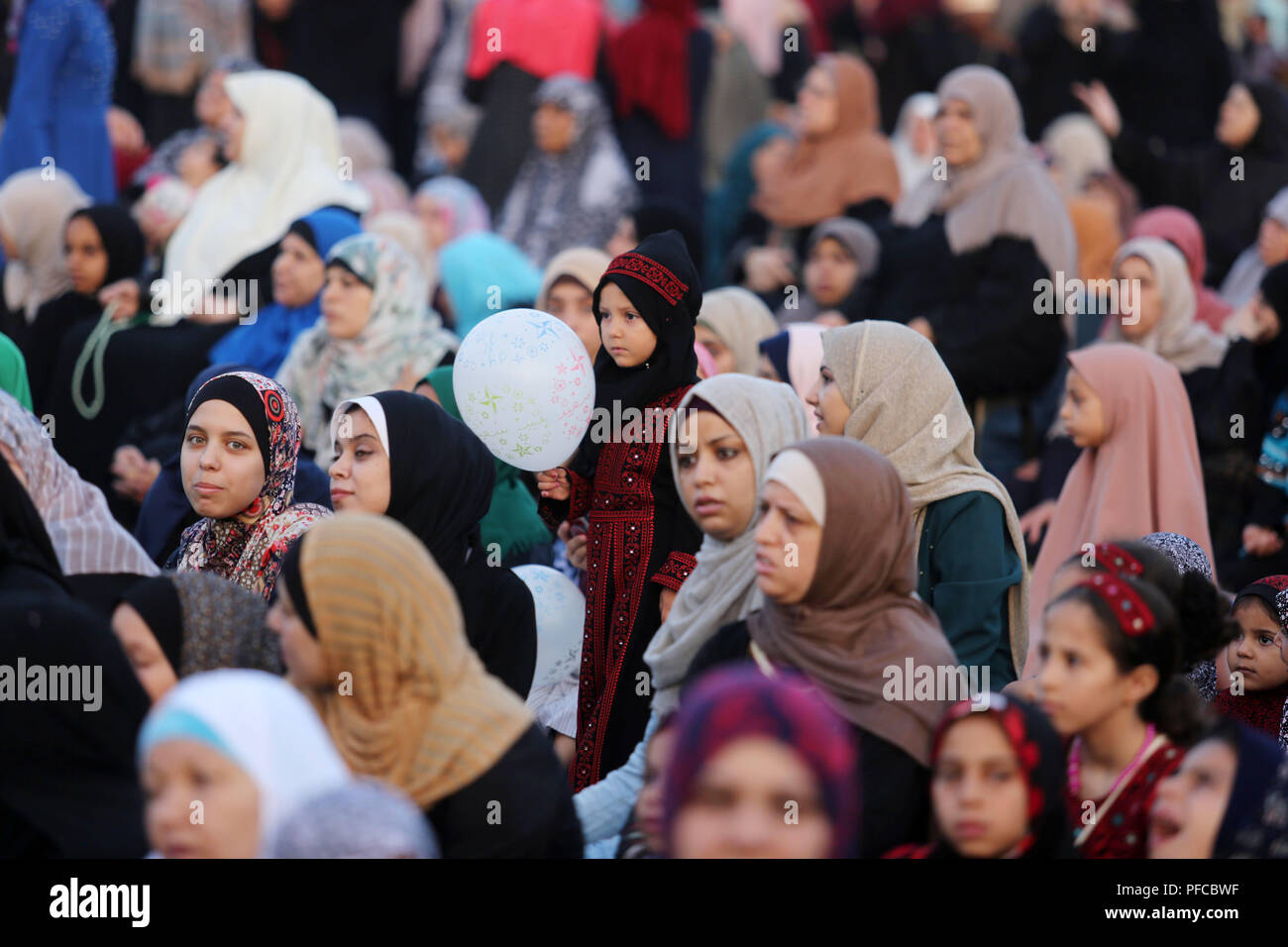 Muslims In Gaza Gaza City, Gaza Strip, Palestinian Territory. 21st Aug, 2018 ...