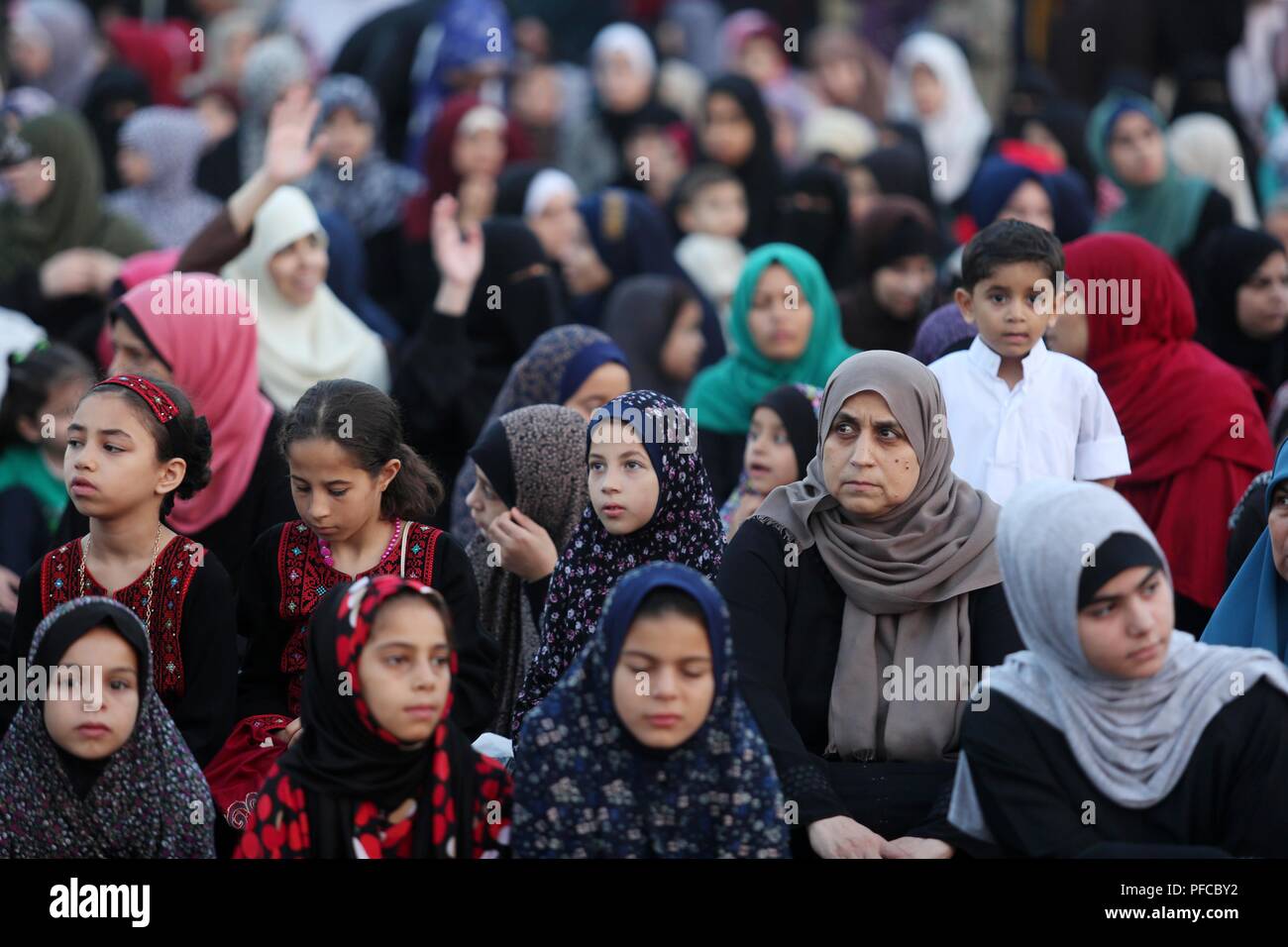 Muslims In Gaza Gaza City, Gaza Strip, Palestinian Territory. 21st Aug, 2018 ...