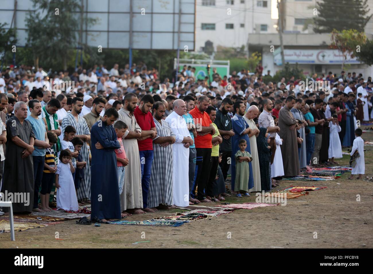 Muslims In Gaza Gaza City, Gaza Strip, Palestinian Territory. 21st Aug, 2018 ...