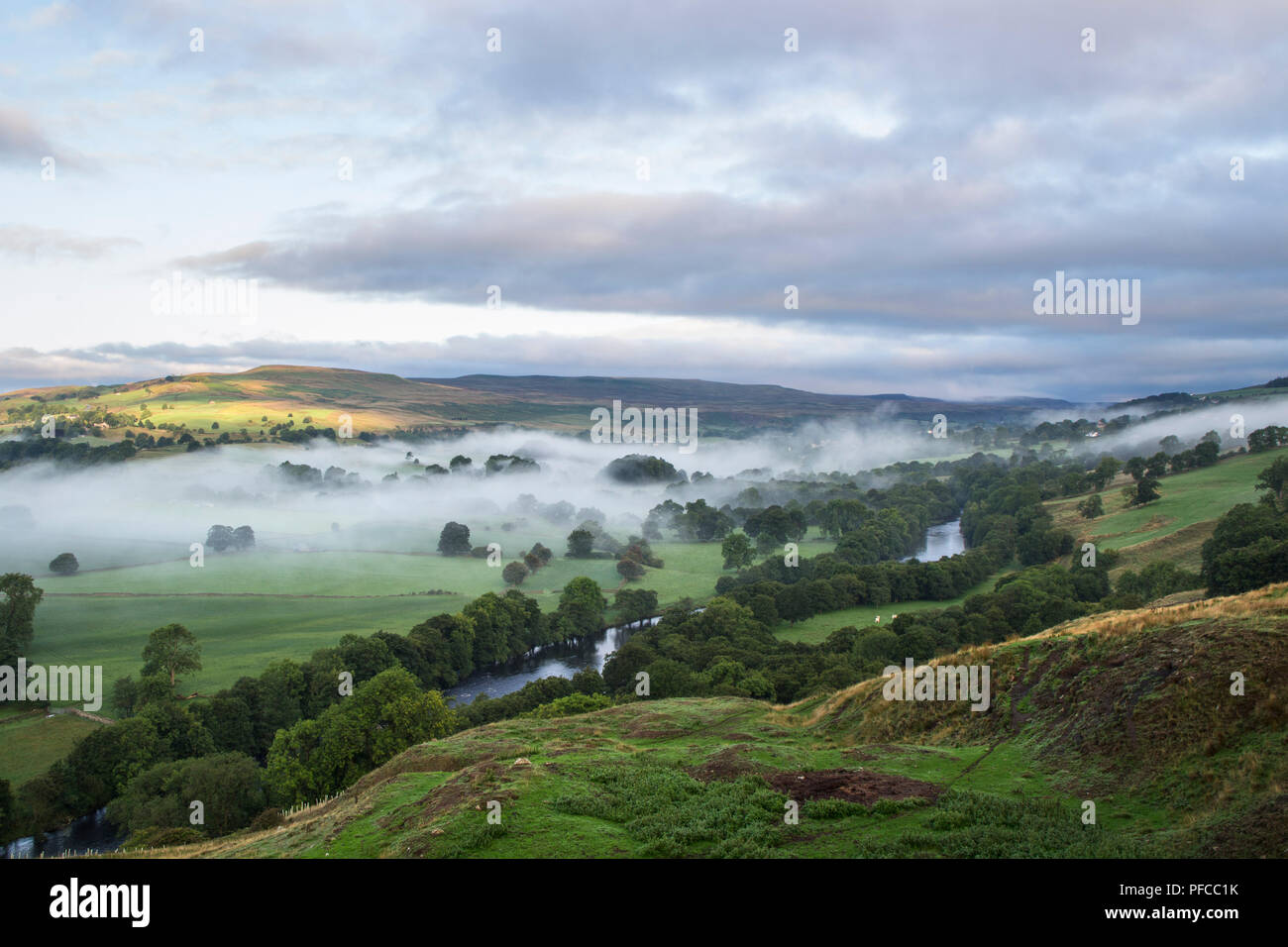 Middleton-in-Teesdale, County Durham, UK.  Tuesday 21st August 2018.  UK Weather.  It was a misty start to the day in the North Pennines near Middleton-in-Teesdale. The forecast is for the mist to clear with sunny spells developing by afternoon. Credit: David Forster/Alamy Live News Stock Photo