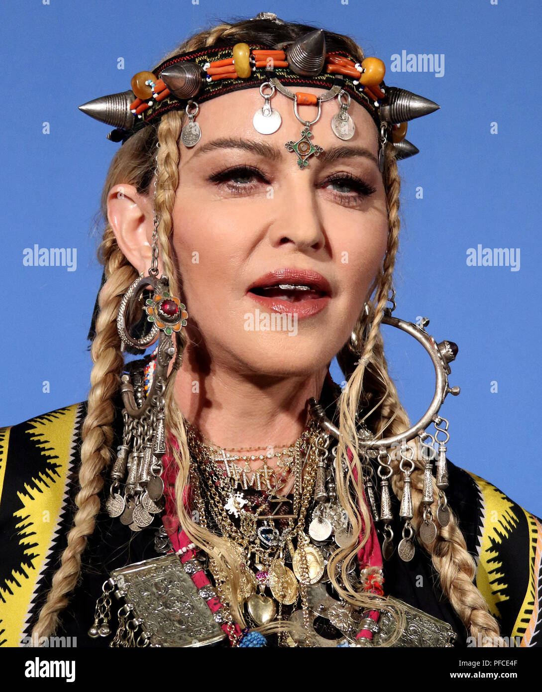 New York City, New York, USA. 20th Aug, 2018. Singer MADONNA poses for photos in the press room for the 2018 MTV 'VMAS' held at Radio City Music Hall. Credit: Nancy Kaszerman/ZUMA Wire/Alamy Live News Stock Photo