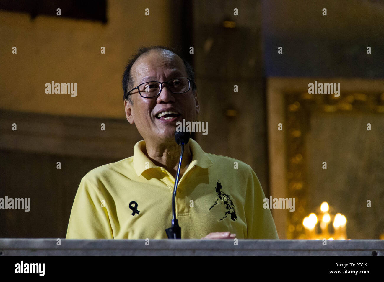 Philippines. 21st Aug, 2018. Former president Benigno Aquino III speaks to his supporters during the mass commemorating the 35th year anniversary of his father's assassination. Benigno ''Ninoy'' Aquino Jr. was assassinated on August 21, 1983 while going down the staircase of a plane at the Manila International Airport. Credit: J Gerard Seguia/ZUMA Wire/Alamy Live News Stock Photo
