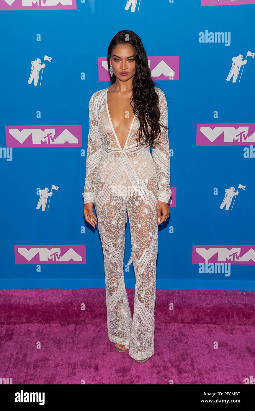 New York, New York, USA. 20th Aug, 2018. Shanina Shaik. 2018 MTV Video Music Awards at Radio City Music Hall. Credit: Mario Santoro/AdMedia/ZUMA Wire/Alamy Live News Stock Photo