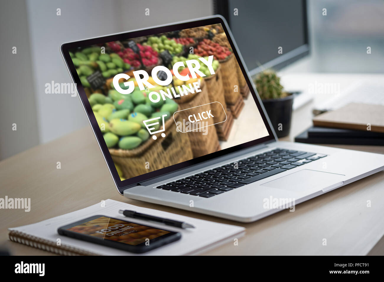 Green online ordering fast food hi-res stock photography and images - Alamy