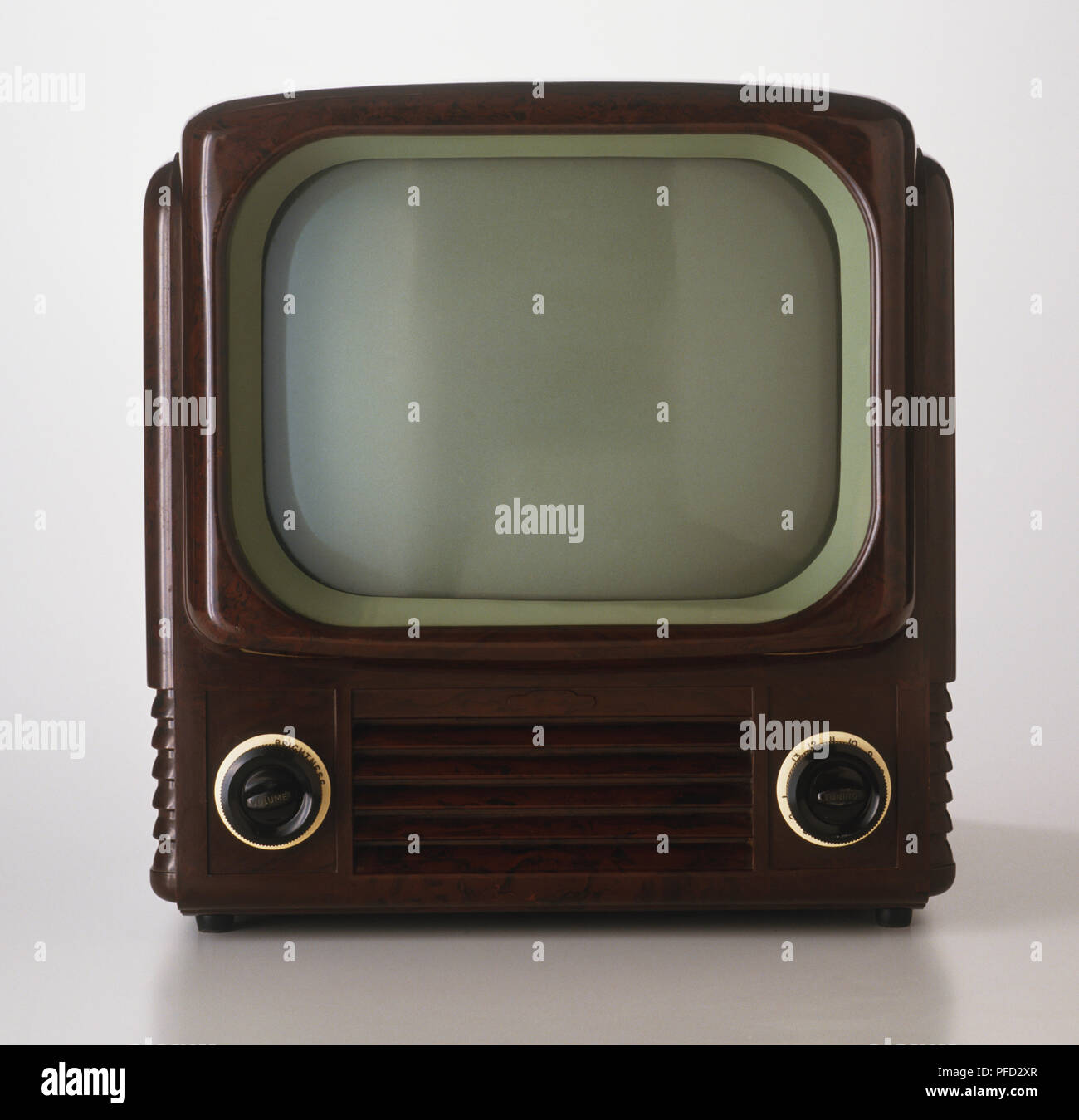 1950s tv set hi-res stock photography and images - Alamy